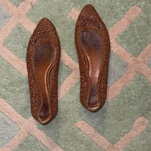 Frye flats 7.5 woven
